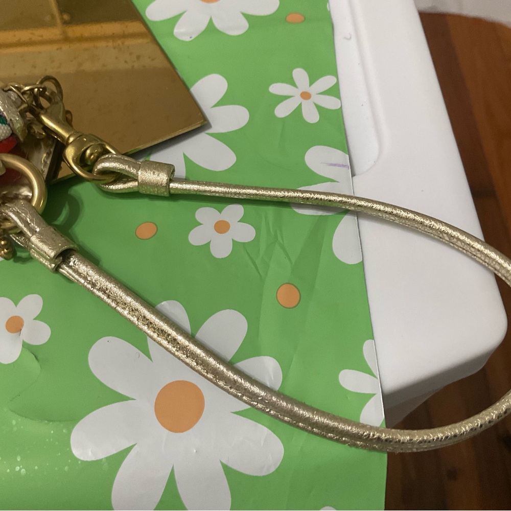 Rare Coach Poppy Wristlet from ECU. - Picture 6 of 9